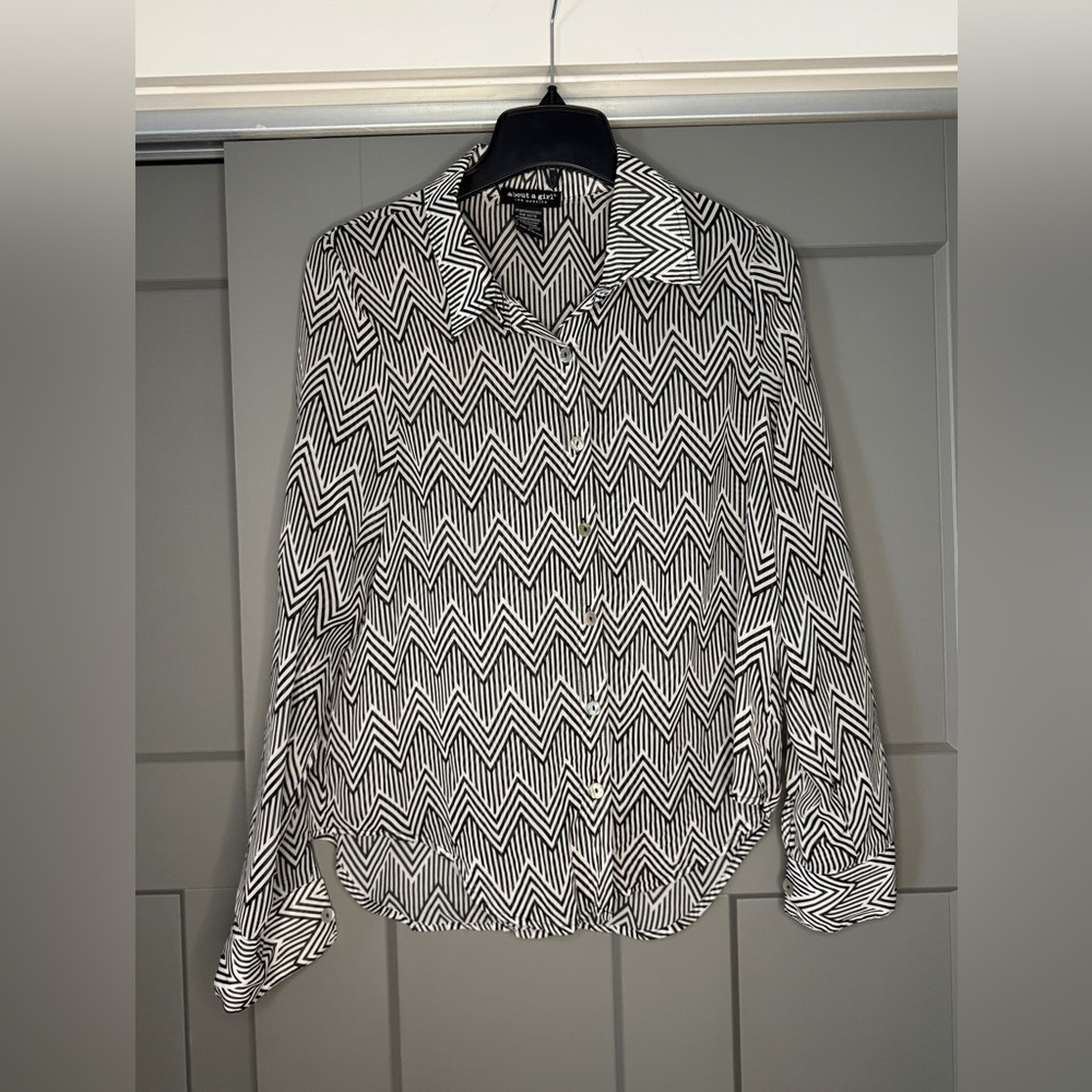 About A Girl Monochrome Chevron Shirt